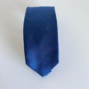 Neiman Marcus Men’s 100% Silk Necktie Made in Italy